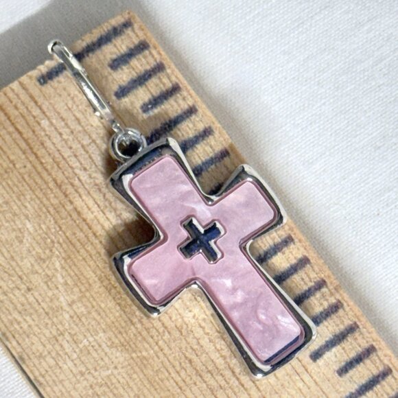Pink Mother of Pearl Cross Dangle Earrings Silver Tone Leverback - Picture 6 of 7
